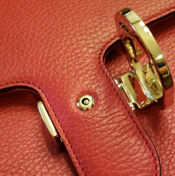 Gucci Interlocking GG Leather EUC Bag - Picture 8 of 8